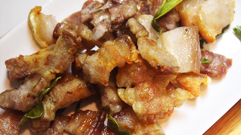 หมูสามชั้นทอดน้ำปลา