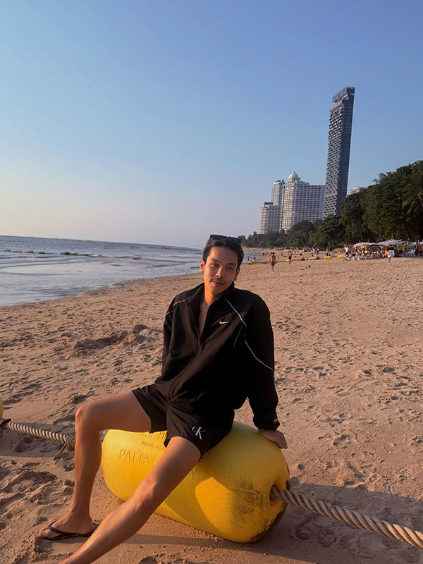 ตรี ภรภัทร