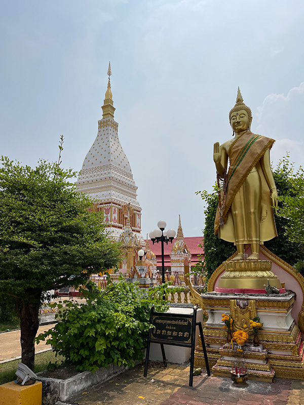 พระธาตุประจำวันเกิด