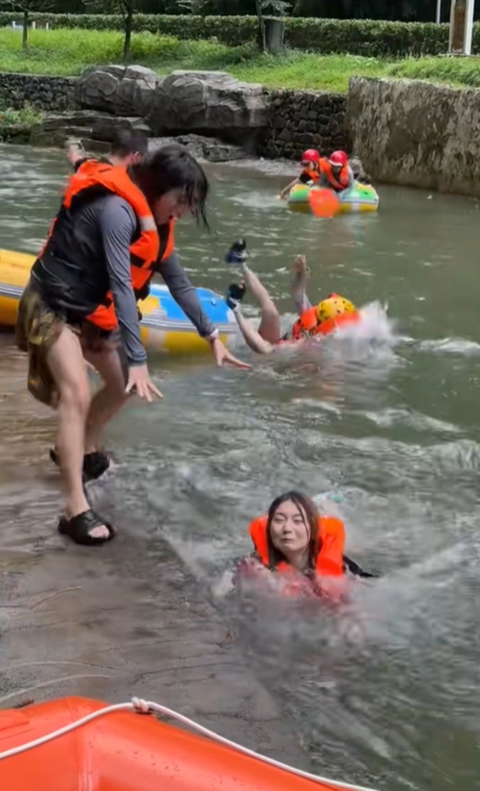 นักท่องเที่ยว