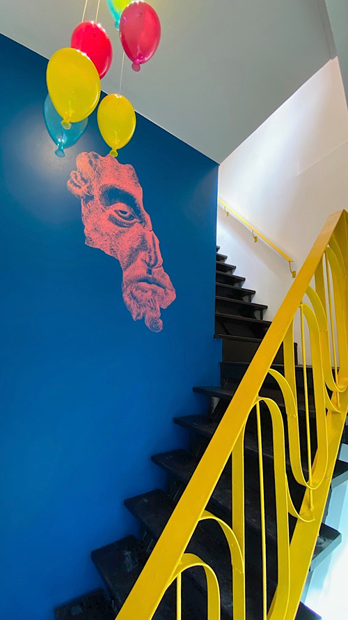 รีโนเวทตึกเก่า