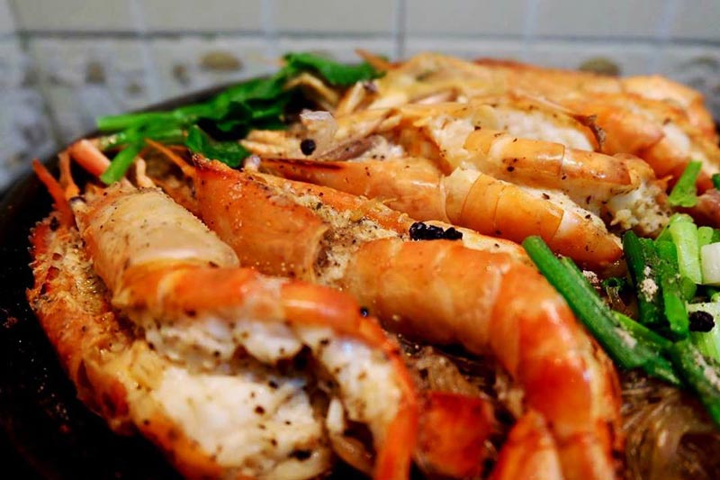 กุ้งอบวุ้นเส้น