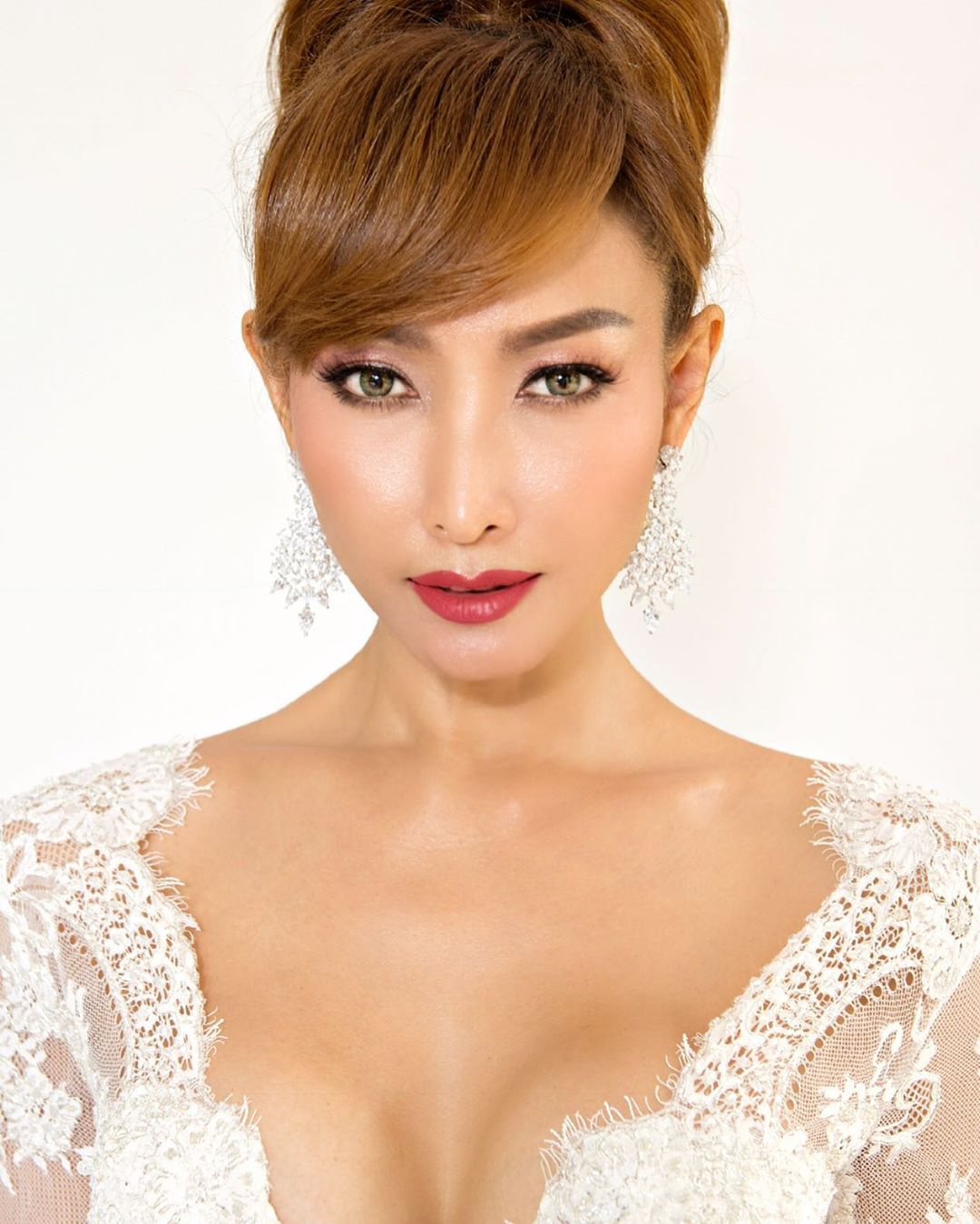 ลูกตาล ชโลมจิต