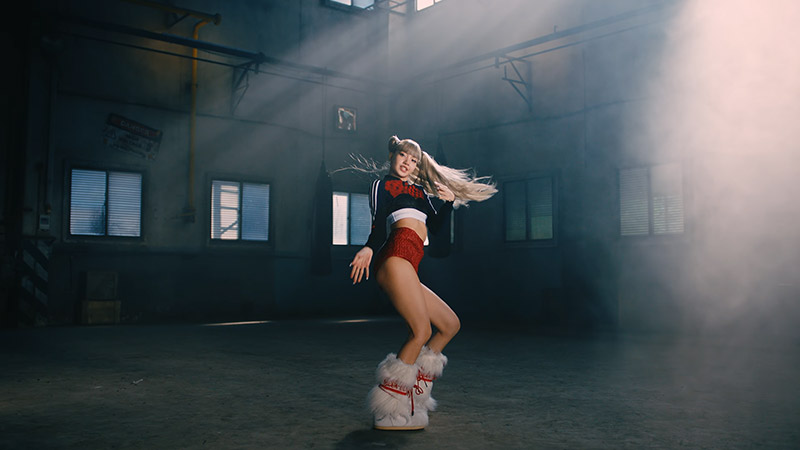 ลิซ่า BLACKPINK