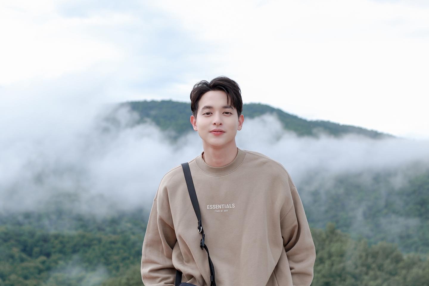เจมส์ จิรายุ
