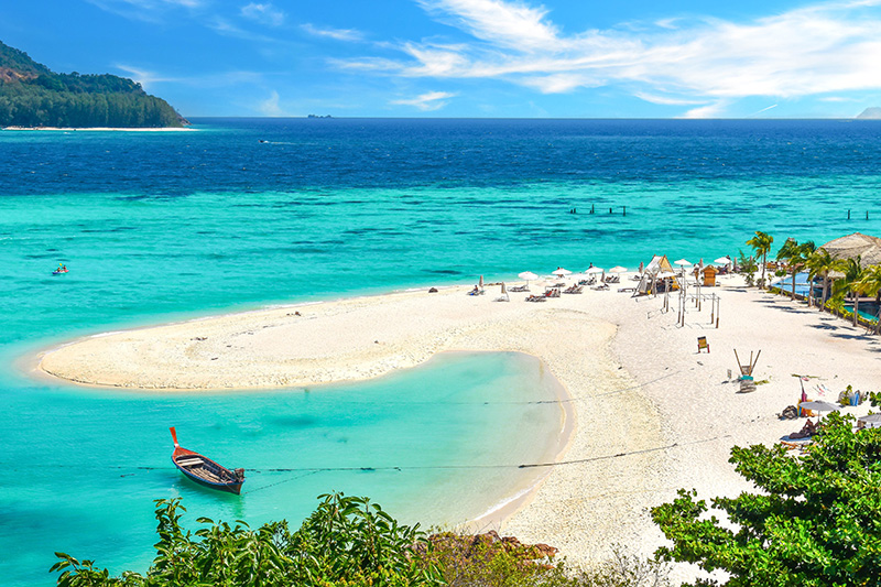 เกาะหลีเป๊ะ จังหวัดสตูล ที่เที่ยวปีใหม่ 2568