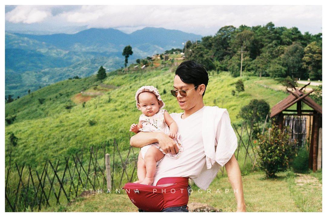 อ๋อง ธนา