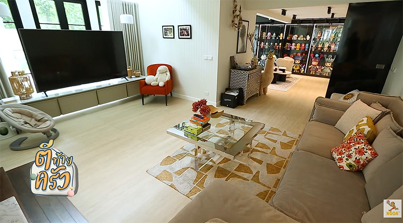 บ้านเอมี่ ตีท้ายครัว