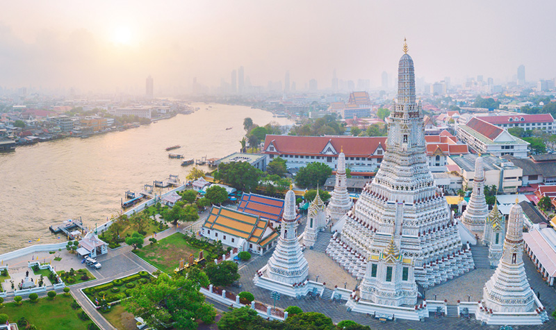 สวดมนต์ข้ามปี 2567 วัดอรุณราชวรารามราชวรมหาวิหาร
