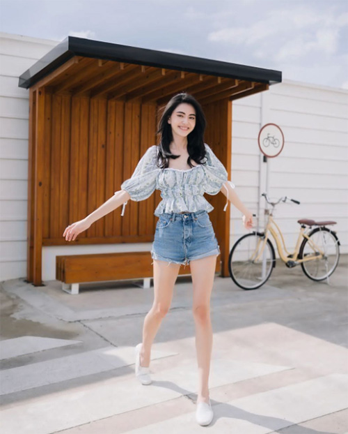 ใหม่ ดาวิกา แฟชั่นหน้าร้อน