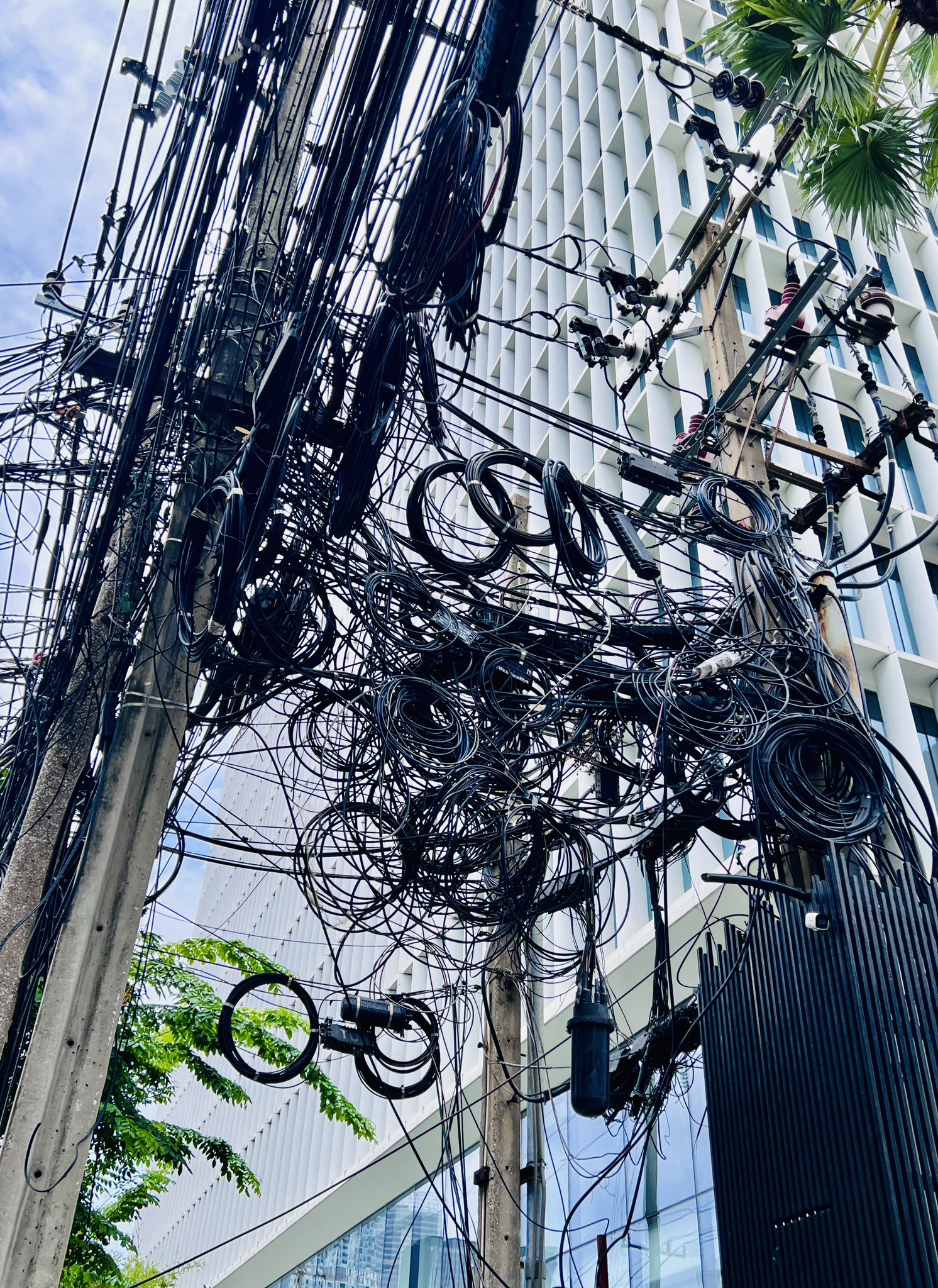 สายไฟพัน