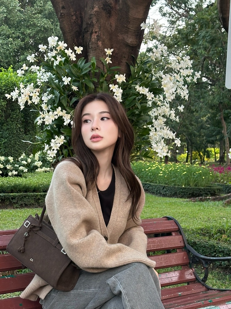 เก้า สุภัสสรา