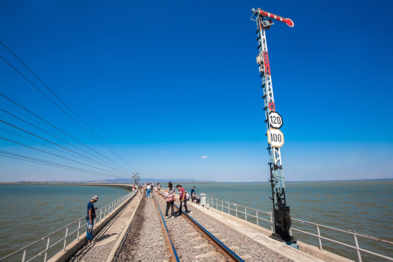 รถไฟลอยน้ำ เขื่อนป่าสักชลสิทธิ์ 65