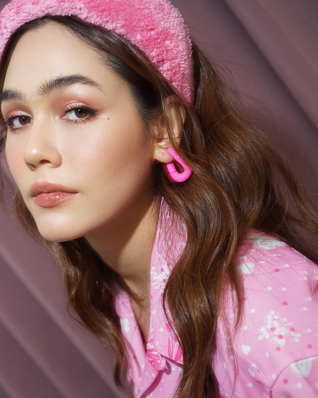 ชมพู่ อารยา