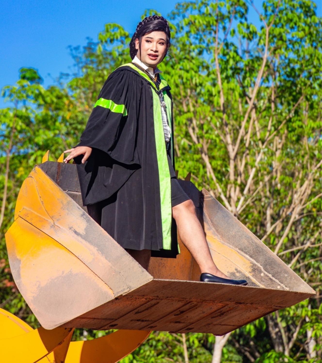 ถ่ายรูปรับปริญญา