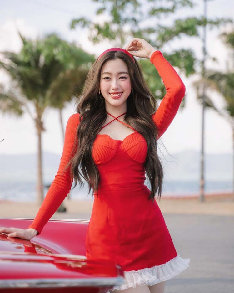 อ๊ะอาย 4EVE