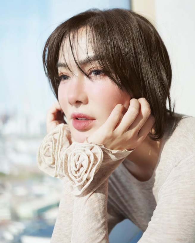 จอย รินลณี ลุคใหม่ผมสั้น หน้าเด็กเว่อร์