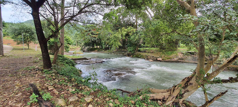 แก่งลานรัก คลองบึงไม้