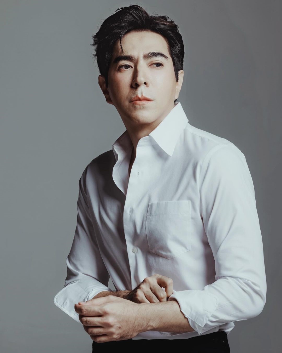 แซม ยุรนันท์