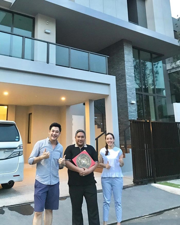 ปัญหาสร้างบ้านของดารา