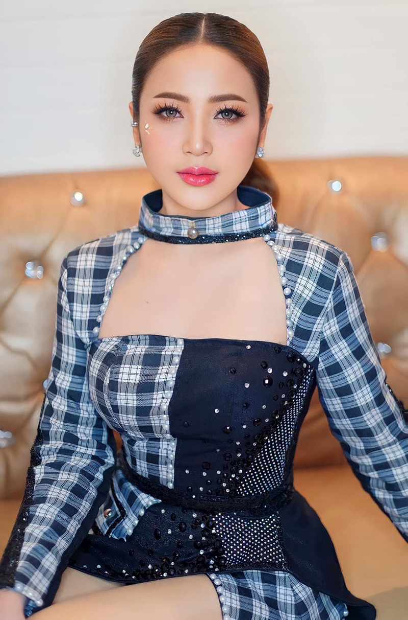 แคท อารียา 