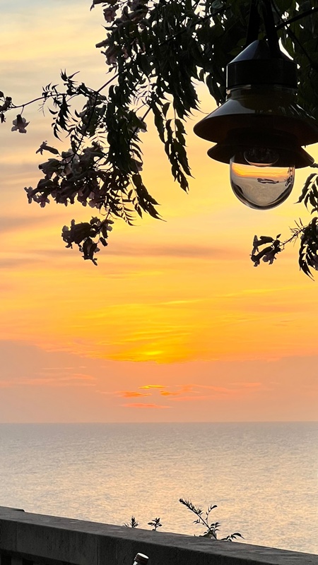 แยม มทิรา แซ่บเกินต้าน