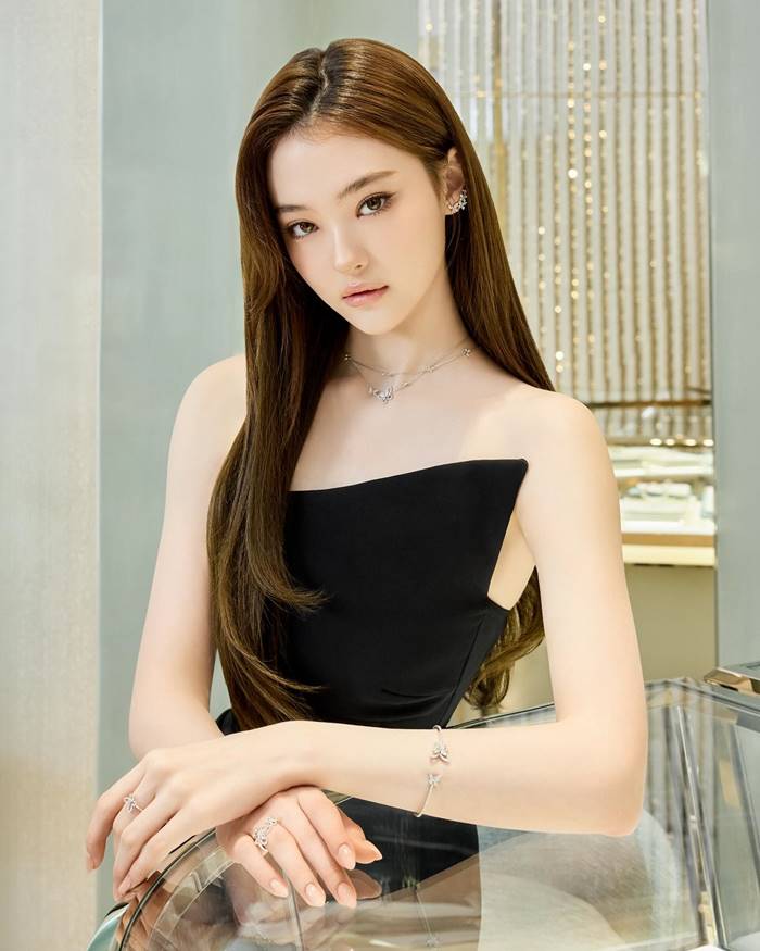 เอลล่า กรอสส์ เด็กที่สวยที่สุดในโลก