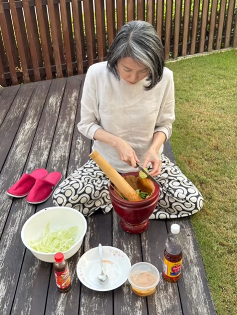 นิ้ง กุลสตรี