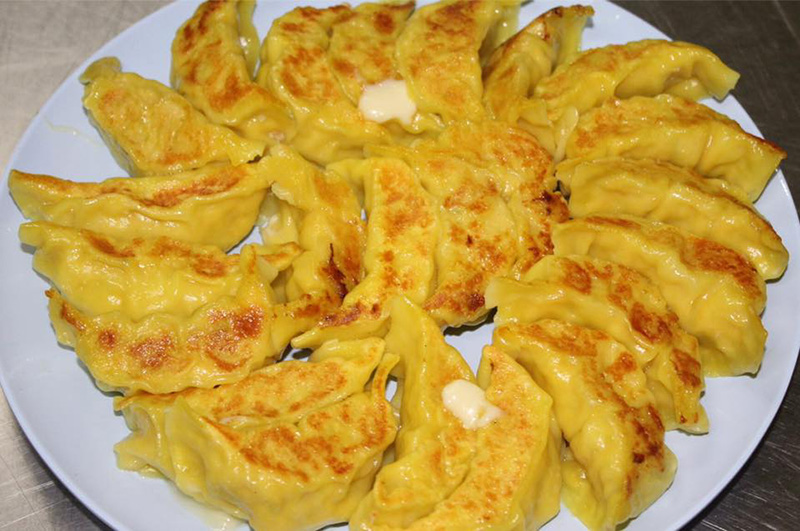 เกี๊ยวซ่าเจ้าเด็ดในกรุงเทพฯ