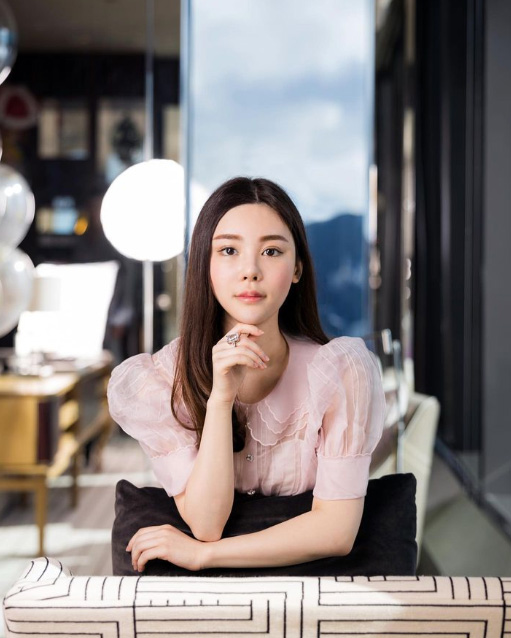 Abby Choi ประวัติ