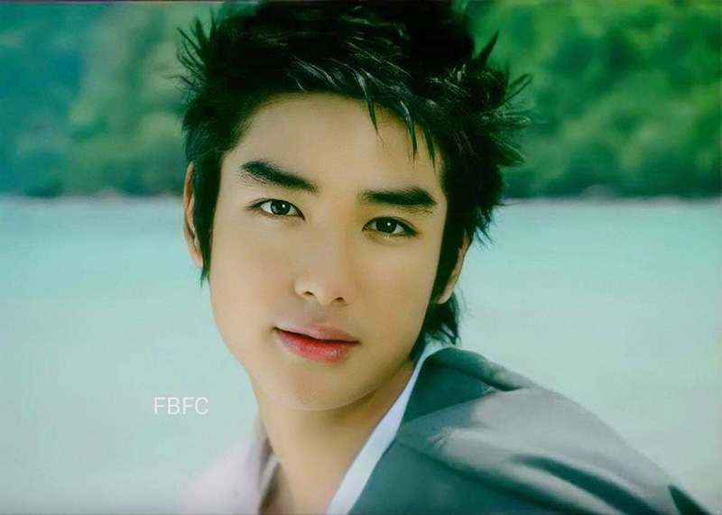 บิ๊ก D2B ประวัติ