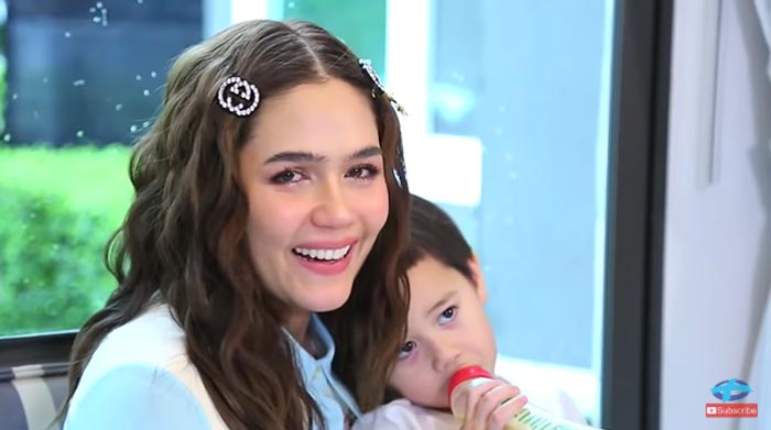 ชมพู่ อารยา