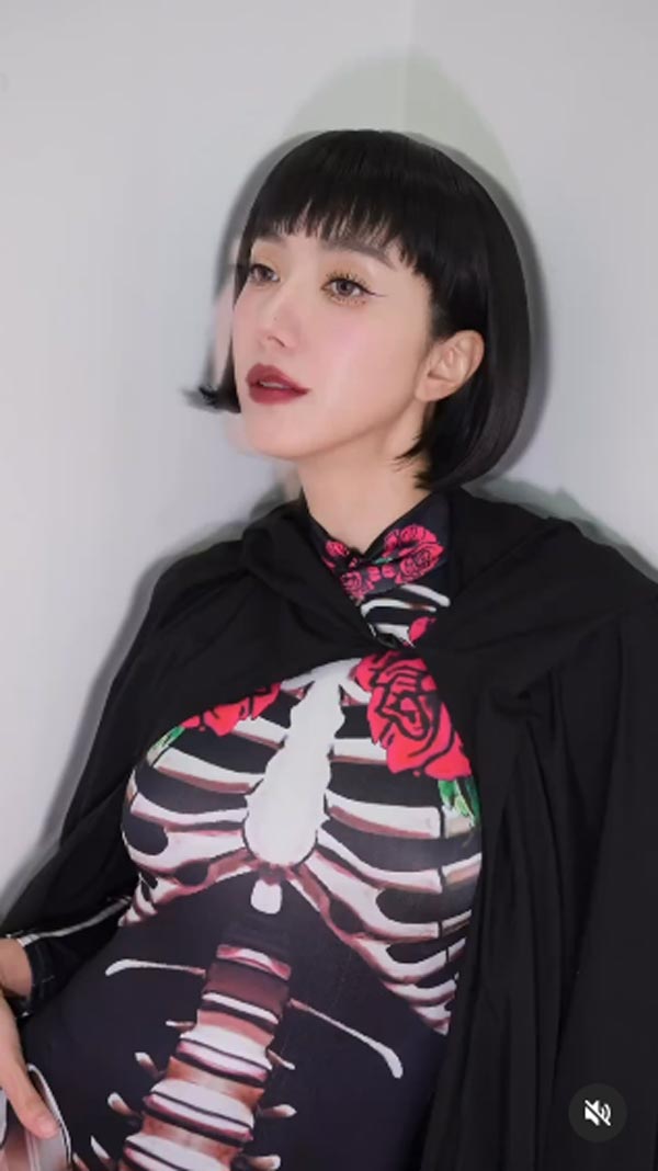 ไอซ์ อภิษฎา แฟชั่นฮาโลวีน