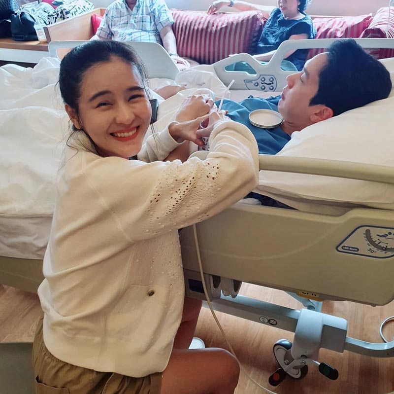 ออม แอมป์