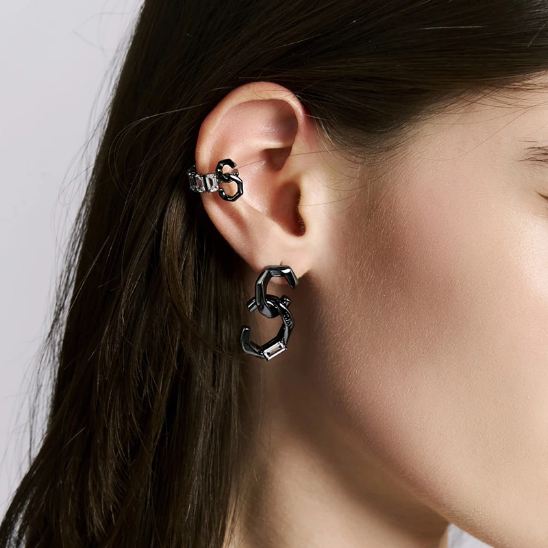 SWAN Unbound Iconic Earring