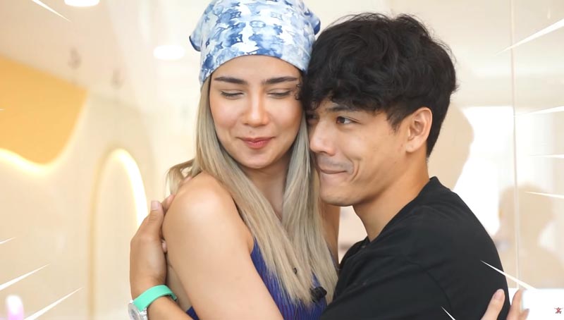 นิกกี้ จีน่า