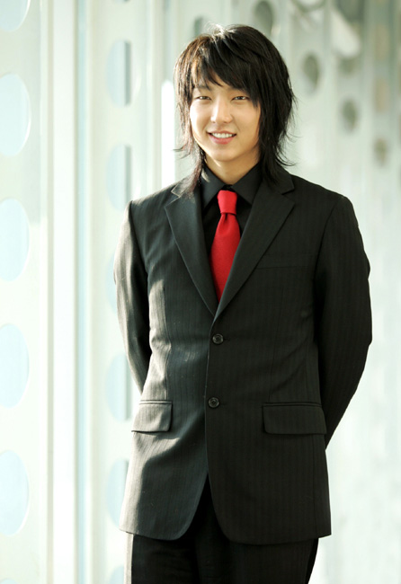 อีจุนกิ