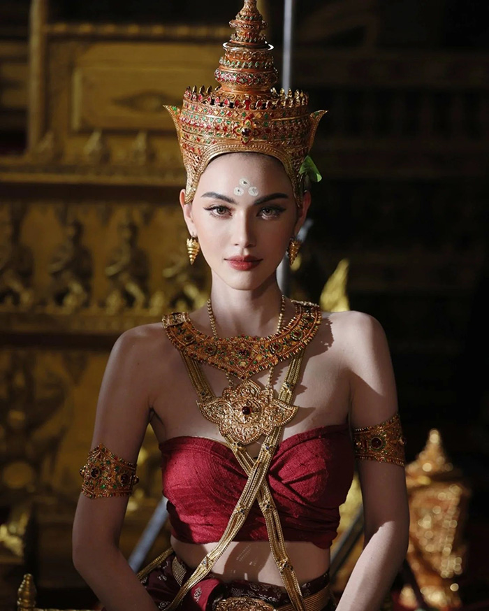 ใหม่ ดาวิกา สอนท่าพับเป็ดในตำนาน