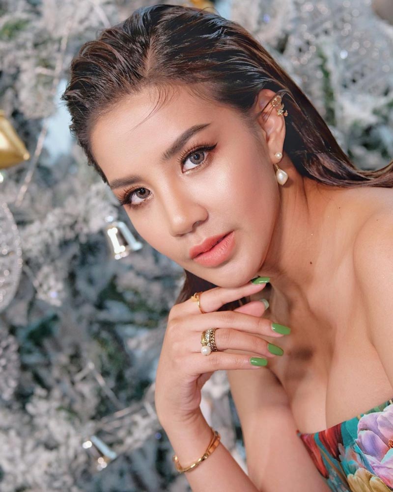 ใบเตย อาร์สยาม