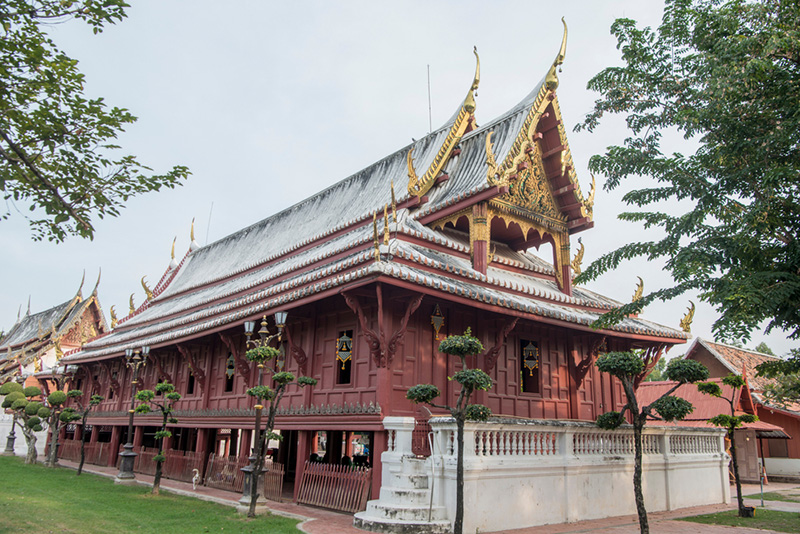 ที่เที่ยวเพชรบุรี วัดใหญ่สุวรรณาราม (วัดใหญ่)