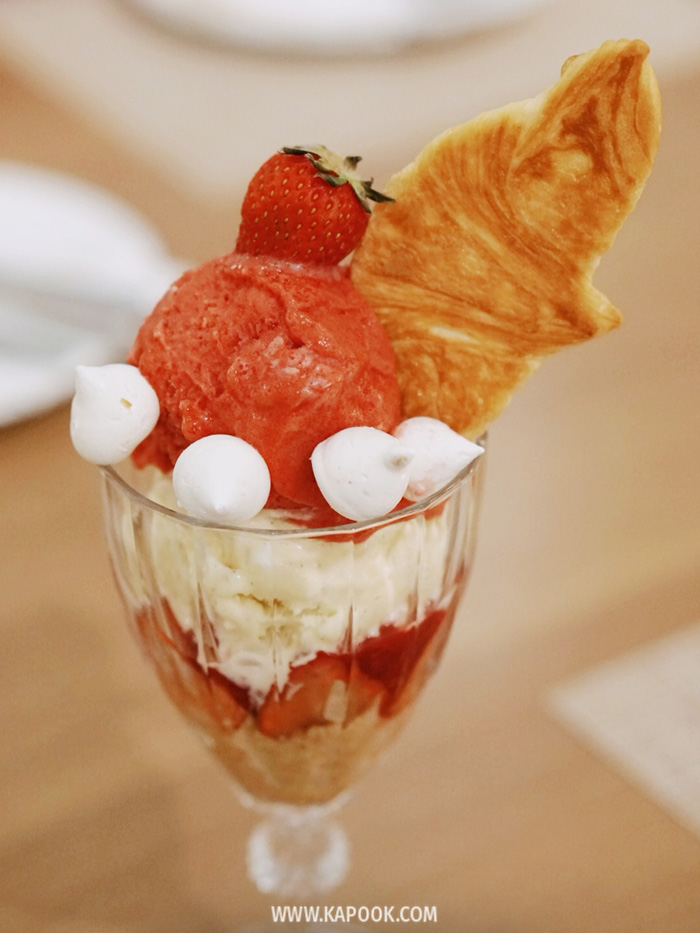 คาซ่า มาเร่ Summer Fields Raspberry Lychee Sundae