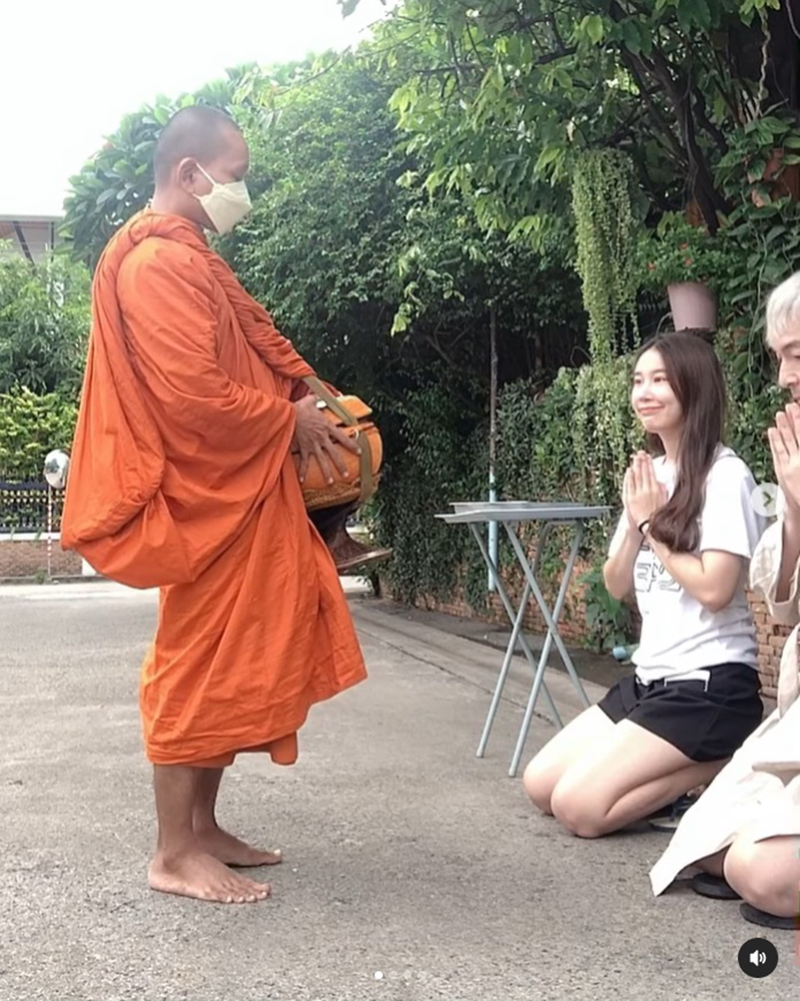 ปู แบล็คเฮด แจน เจตสุภา