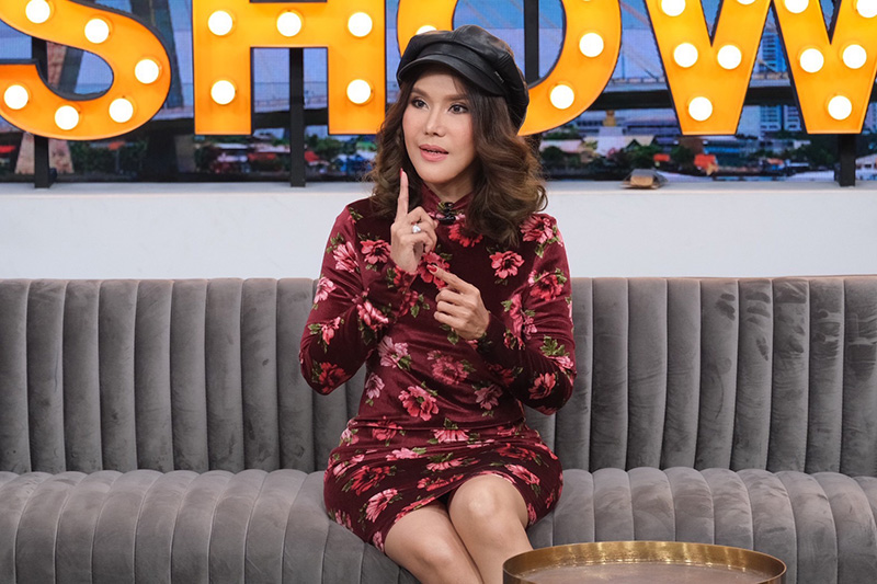 ต้อม รชนีกร 