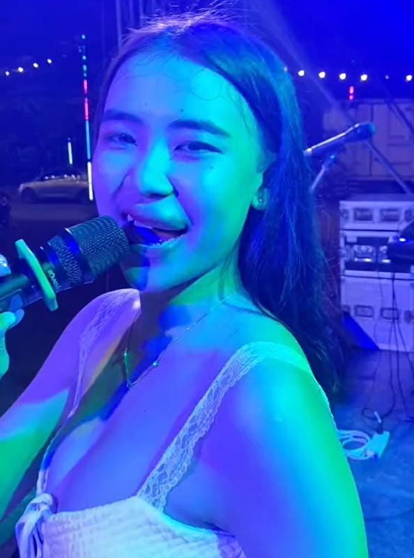 โดนผึ้งต่อย