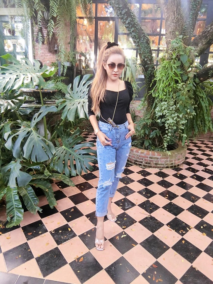 มะนาว เจ้าสาวถูกเทงานแต่ง