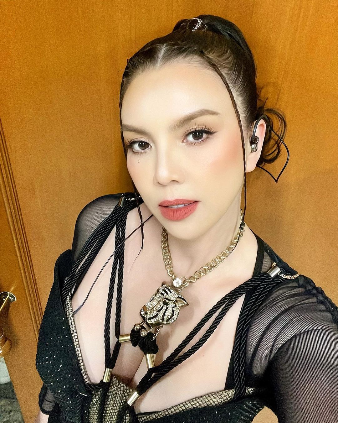 ติ๊นา คริสติน่า อากีล่าร์  