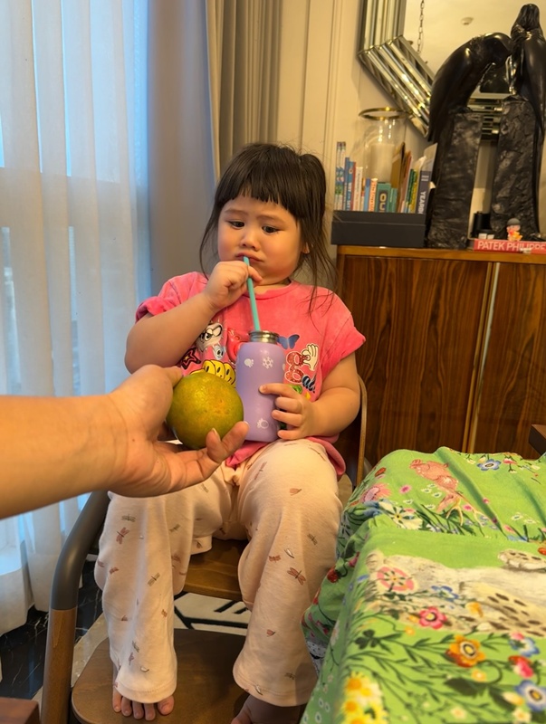 น้องแอบิเกล กลัวผลไม้ชนิดนี้ นี่ล่ะวิถีซุปตาร์