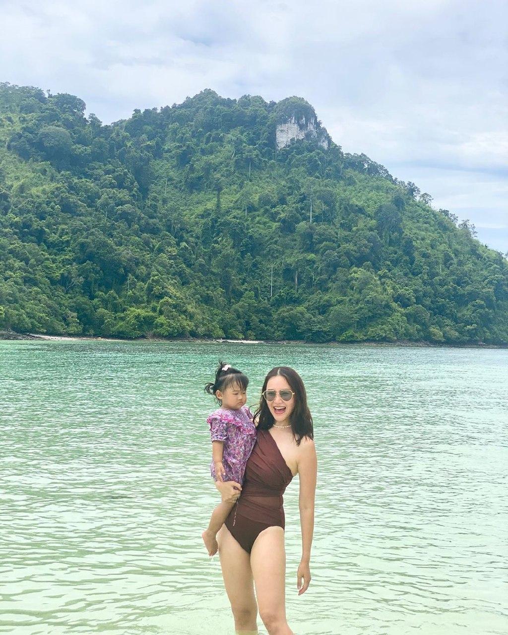 นาเดีย โสณกุล