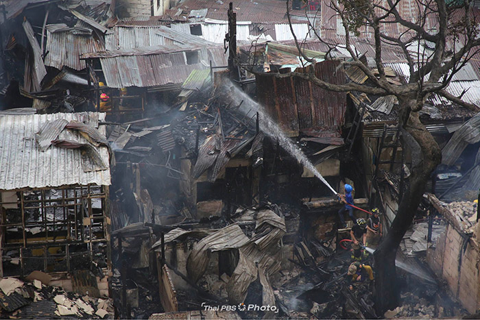 ประมวลภาพเหตุการณ์ ไฟไหม้ชุมชนบ่อนไก่