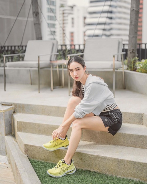 แอนน่า กลึคส์